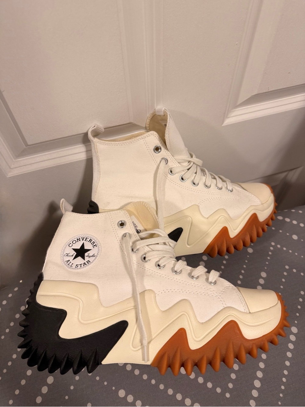 Converse Run Star Hike High Top Sneakers - Cream/Black/Brown